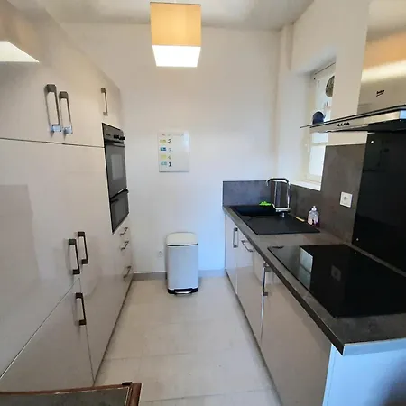 Ferienhaus Quaint With Garden *