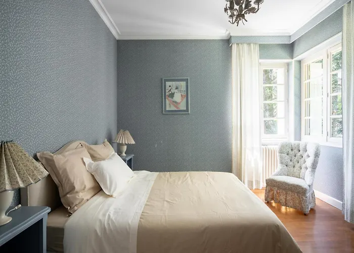 Сasa de vacaciones Quaint With Garden *