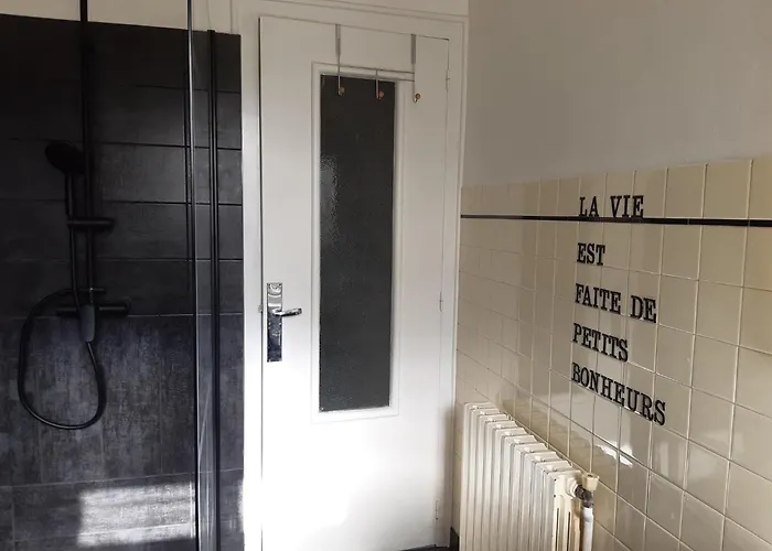 Quaint With Garden Сasa de vacaciones Payzac (Dordogne)