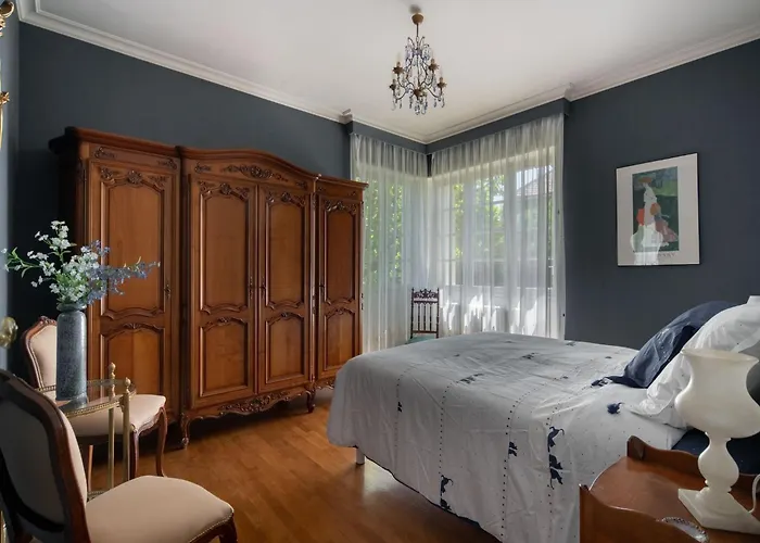 Сasa de vacaciones Quaint With Garden